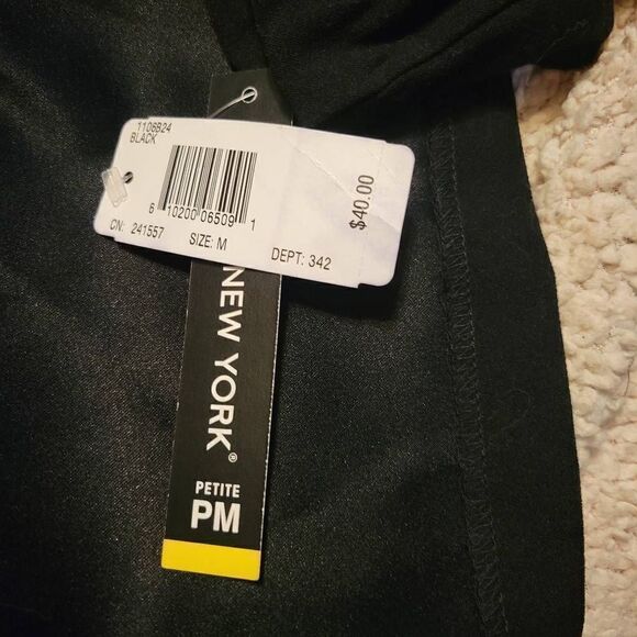 NWT Briggs New York Petite Black Long Sleeve 5 Button Down Women's Blazer Jacket - Picture 7 of 7